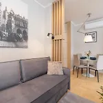 Warszauera Z Klimatyzacja Na Krakowskim Kazimierzu By Renters * Krakau
