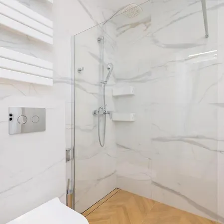 Warszauera Z Klimatyzacją Na Krakowskim Kazimierzu By Renters Kraków
